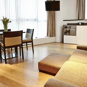 https://go-native-tower-bridge.brighton-hotels-england.com